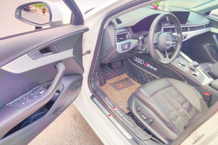 Used Audi A4L 2020 40 TFSI Luxury Prestige Edition Driver Seat