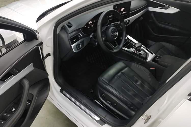 Used Audi A4L 2020 40 TFSI Luxury Prestige Edition Driver Seat
