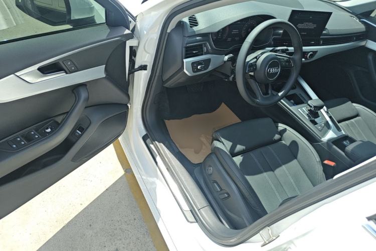 Used Audi A4L 2020 40 TFSI Luxury Dynamic Model Driver Seat