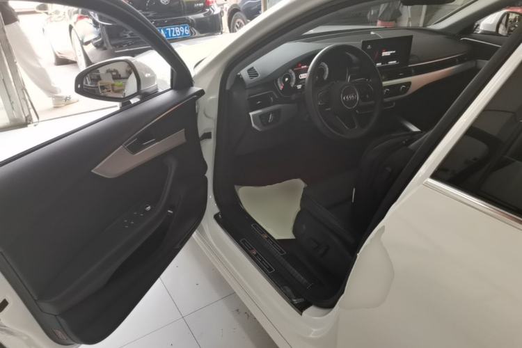 Used Audi A4L 2020 40 TFSI Fashion Dynamic Model Driver Seat