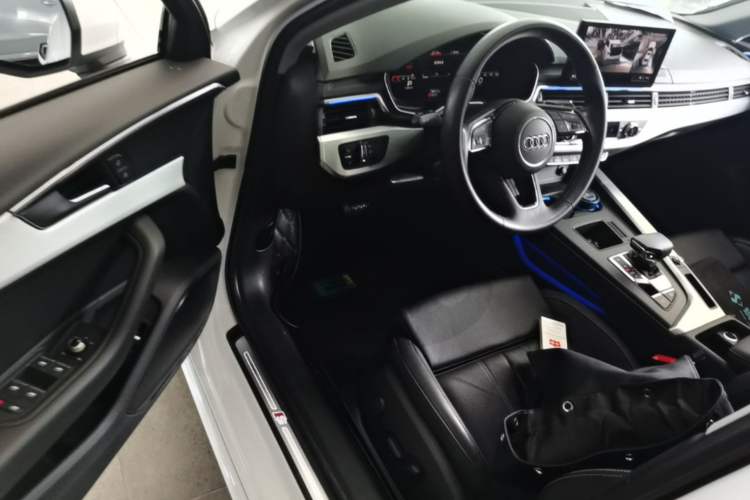 Used Audi A4L 2020 40 TFSI Fashion Dynamic Model Driver Seat
