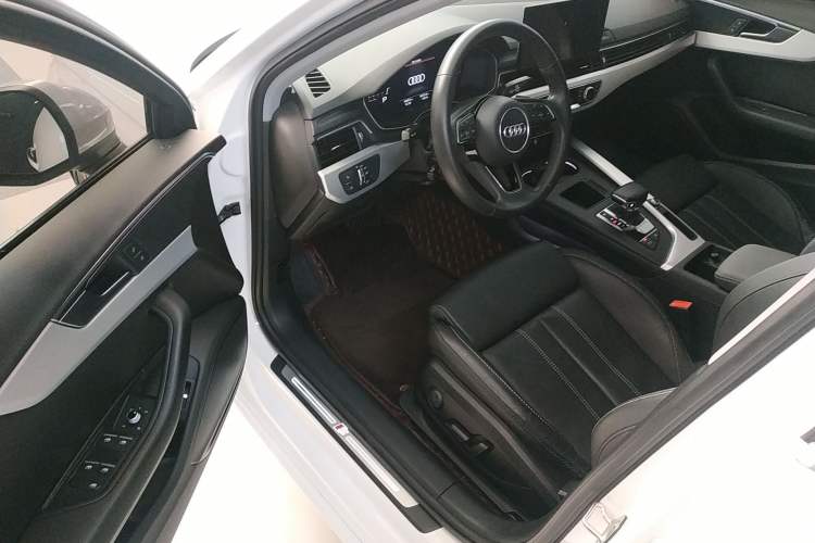 Used Audi A4L 2020 40 TFSI quattro Luxury Dynamic Model Driver Seat