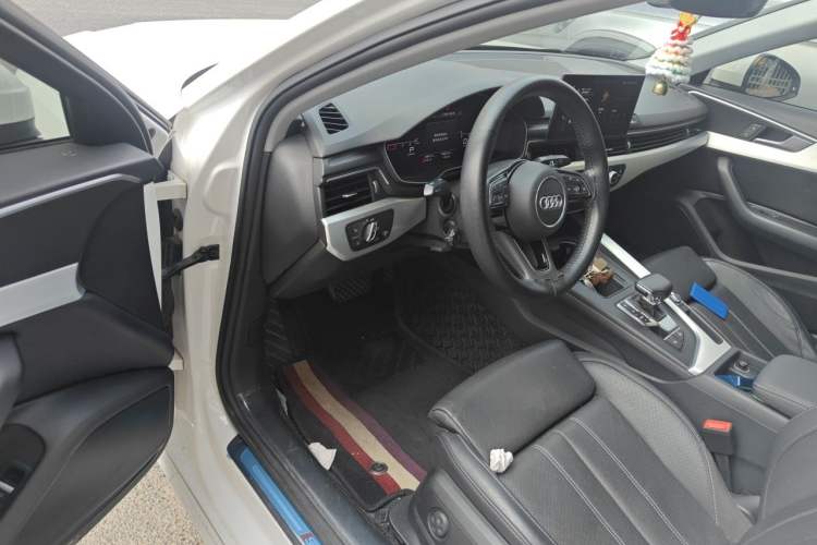 Used Audi A4L 2020 40 TFSI Fashion Dynamic Model Driver Seat