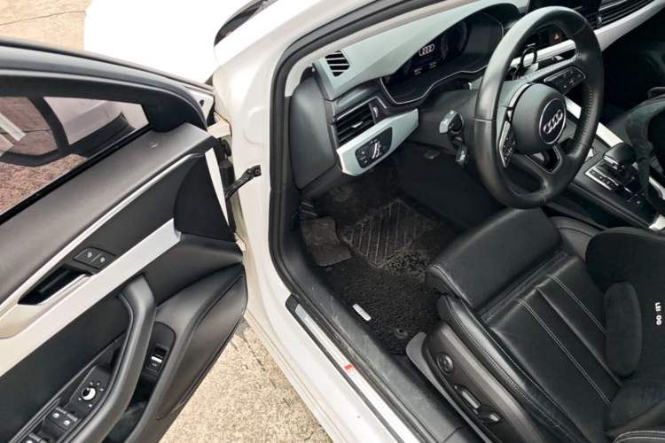 Used Audi A4L 2020 40 TFSI Fashion Dynamic Model Driver Seat