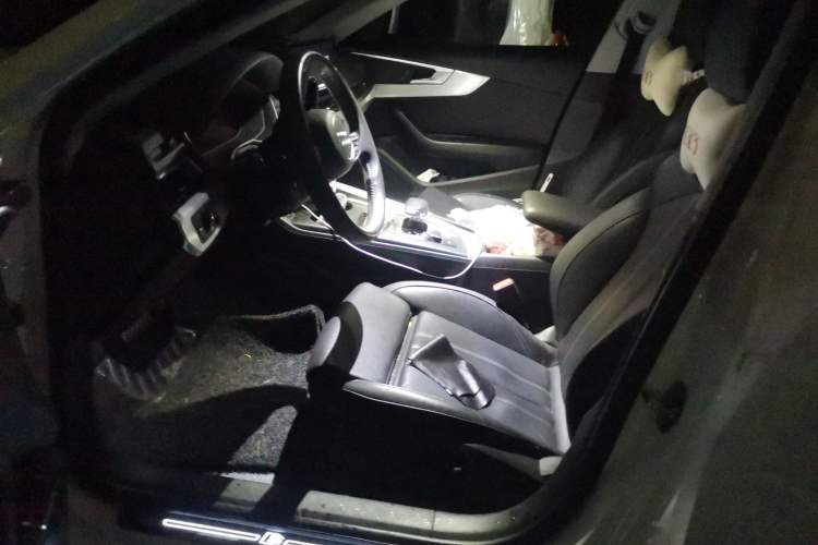 Used Audi A4L 2020 40 TFSI Fashion Dynamic Model Driver Seat