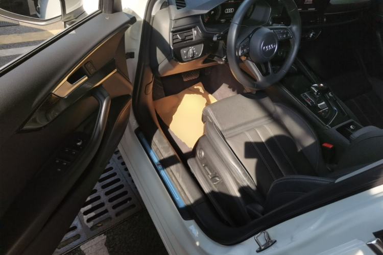 Used Audi A4L 2020 40 TFSI Fashion Dynamic Model Driver Seat