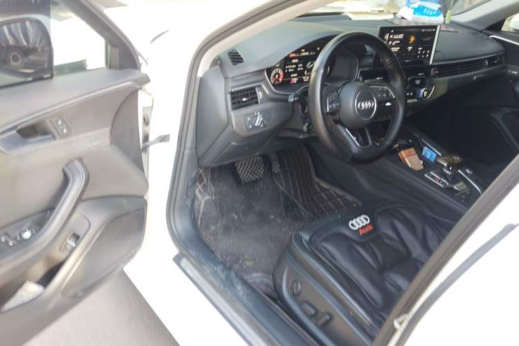 Used Audi A4L 2020 40 TFSI Luxury Prestige Edition Driver Seat