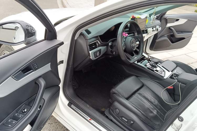 Used Audi A4L 2020 40 TFSI quattro Luxury Dynamic Model Driver Seat