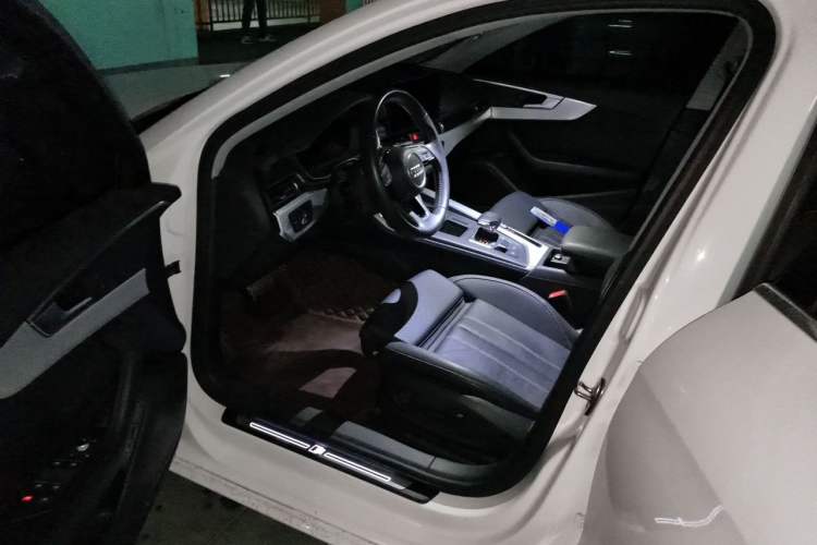 Used Audi A4L 2020 35 TFSI Fashion Dynamic Model Driver Seat