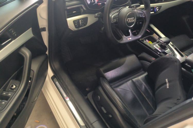 Used Audi A4L 2020 40 TFSI Luxury Dynamic Model Driver Seat