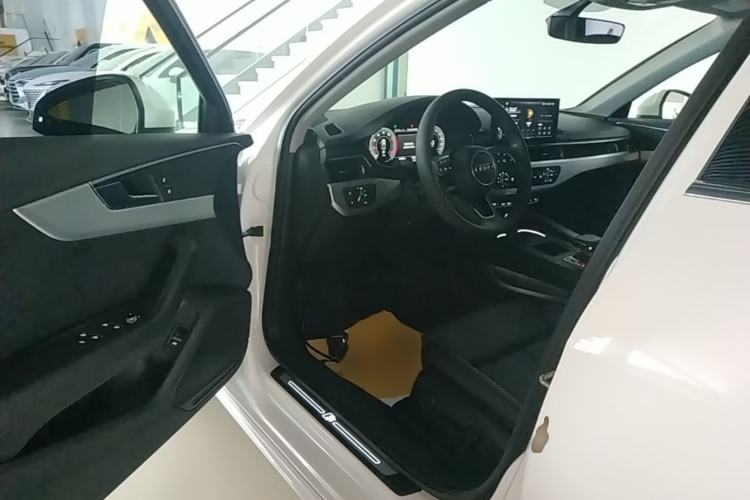 Used Audi A4L 2020 40 TFSI Fashion Dynamic Model Driver Seat