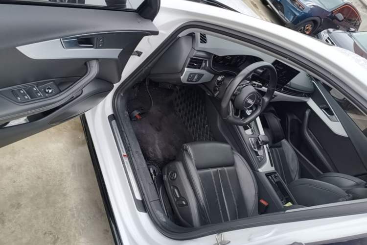 Used Audi A4L 2020 40 TFSI Fashion Dynamic Model Driver Seat