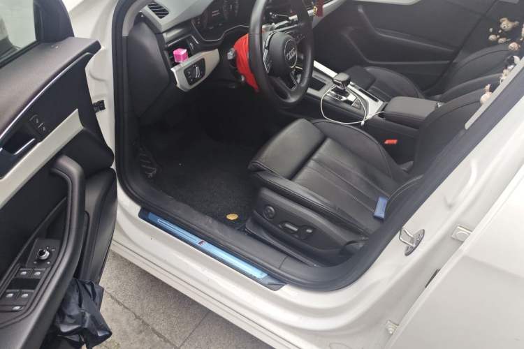 Used Audi A4L 2020 40 TFSI Fashion Dynamic Model Driver Seat