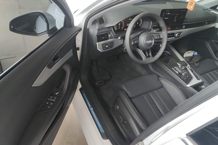 Used Audi A4L 2020 40 TFSI Luxury Dynamic Model Driver Seat