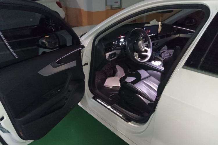 Used Audi A4L 2020 40 TFSI Luxury Dynamic Model Driver Seat