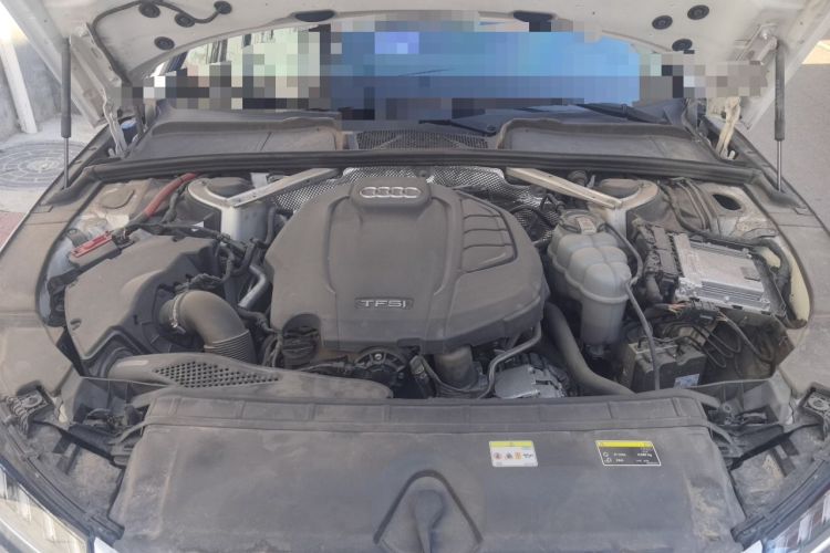 Used Audi A4L 2020 40 TFSI Fashion Dynamic Model Engine Bay