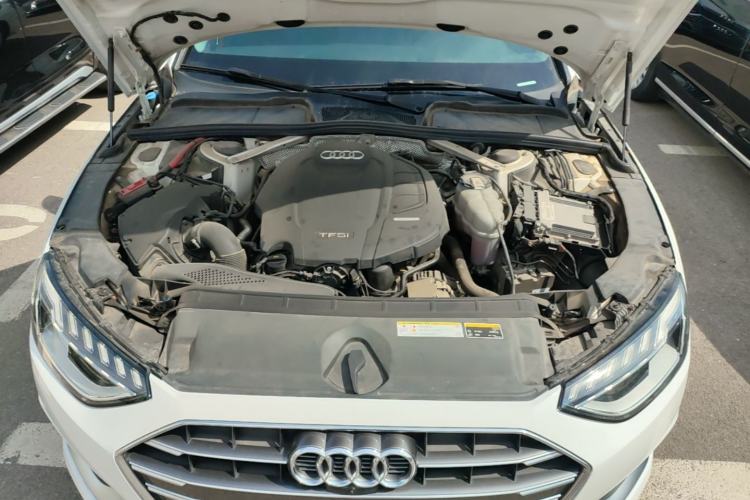 Used Audi A4L 2020 40 TFSI Luxury Prestige Edition Engine Bay