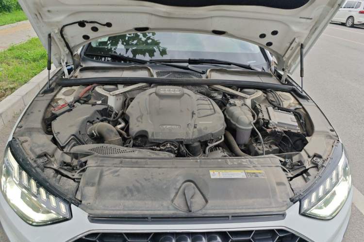 Used Audi A4L 2020 40 TFSI Fashion Dynamic Model Engine Bay