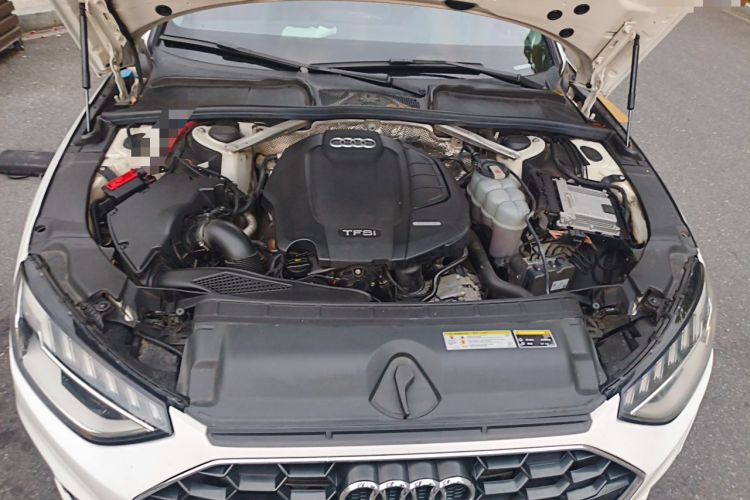 Used Audi A4L 2020 40 TFSI Fashion Dynamic Model Engine Bay