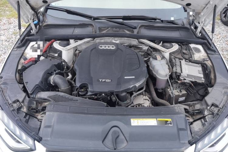 Used Audi A4L 2020 40 TFSI Luxury Dynamic Model Engine Bay