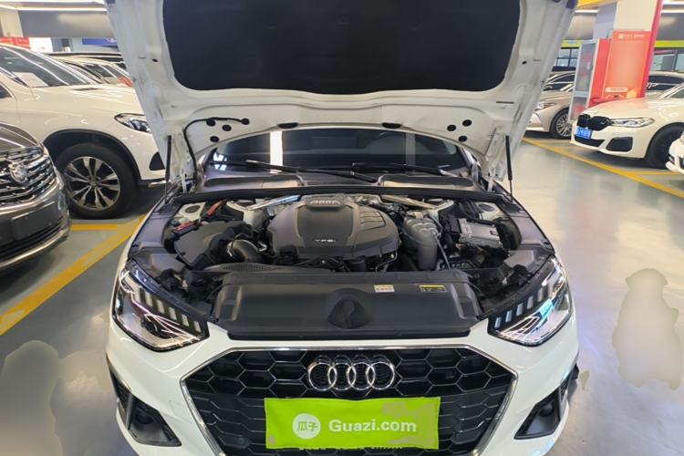 Used Audi A4L 2020 40 TFSI Luxury Dynamic Model Engine Bay