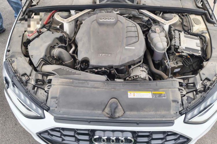 Used Audi A4L 2020 40 TFSI Fashion Dynamic Model Engine Bay