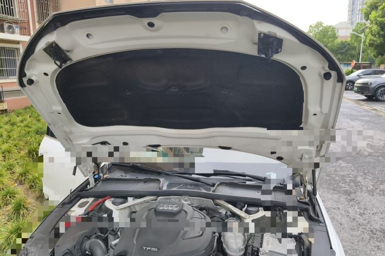Used Audi A4L 2020 40 TFSI Fashion Dynamic Model Engine Bay