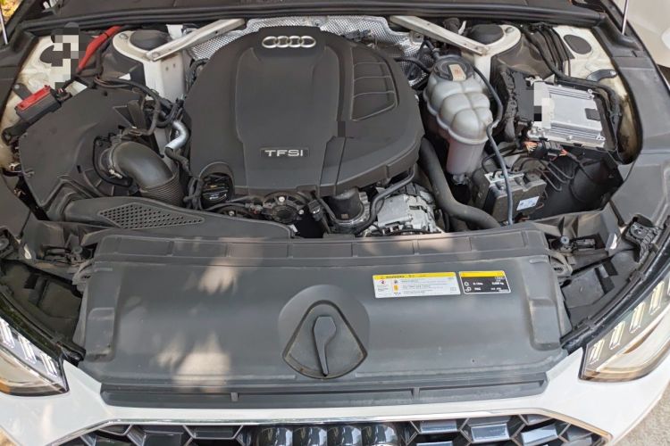 Used Audi A4L 2020 40 TFSI Luxury Dynamic Model Engine Bay