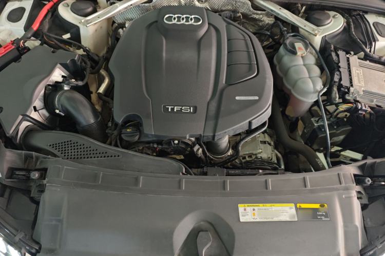 Used Audi A4L 2020 40 TFSI Luxury Dynamic Model Engine Bay
