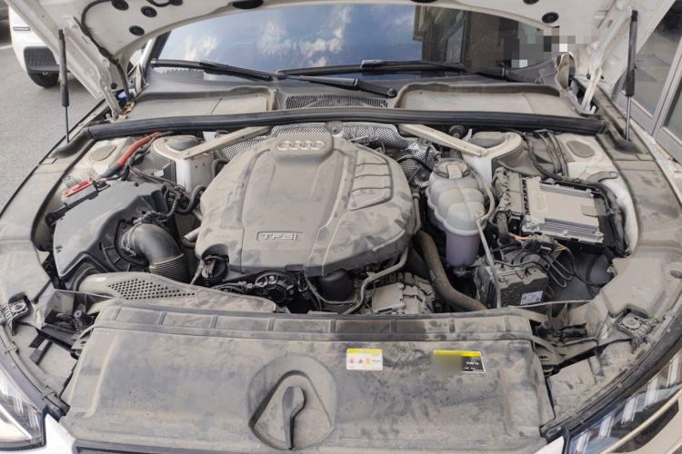 Used Audi A4L 2020 40 TFSI Luxury Dynamic Model Engine Bay