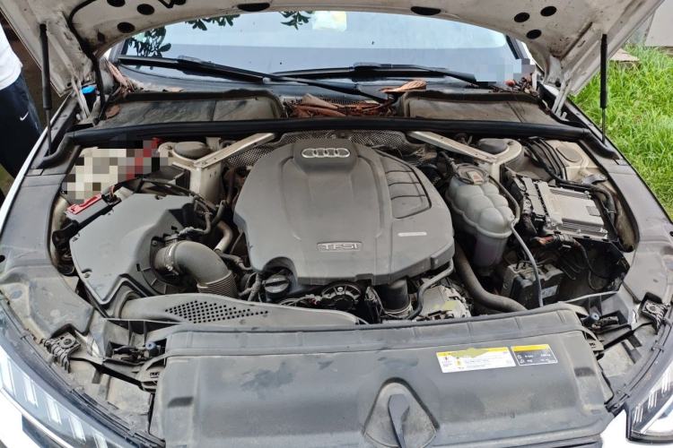 Used Audi A4L 2020 40 TFSI Luxury Dynamic Model Engine Bay