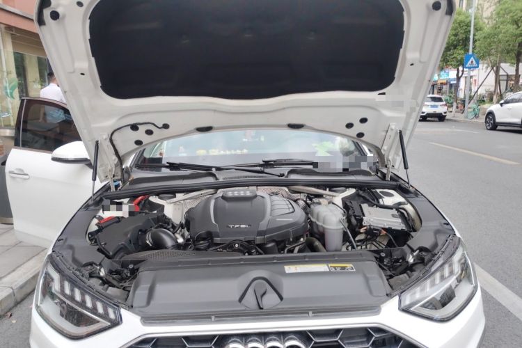 Used Audi A4L 2020 40 TFSI Luxury Dynamic Model Engine Bay
