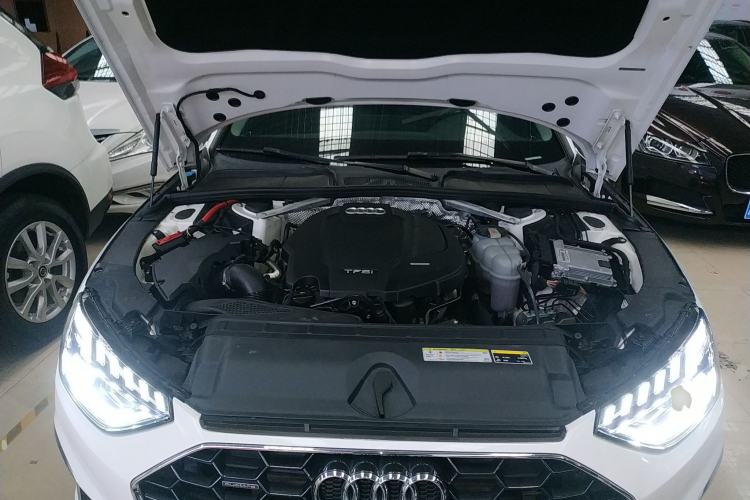 Used Audi A4L 2020 40 TFSI quattro Luxury Dynamic Model Engine Bay