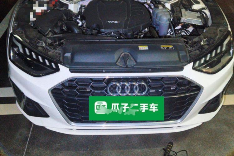 Used Audi A4L 2020 40 TFSI Fashion Dynamic Model Engine Bay