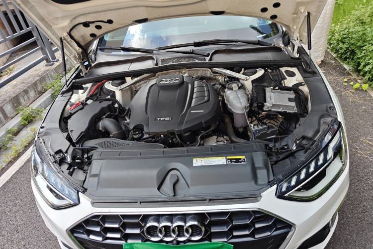 Used Audi A4L 2020 40 TFSI Fashion Dynamic Model Engine Bay