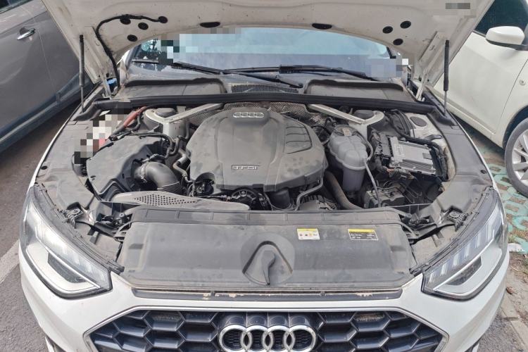 Used Audi A4L 2020 40 TFSI Fashion Dynamic Model Engine Bay