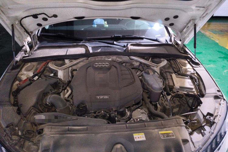 Used Audi A4L 2020 40 TFSI Fashion Dynamic Model Engine Bay