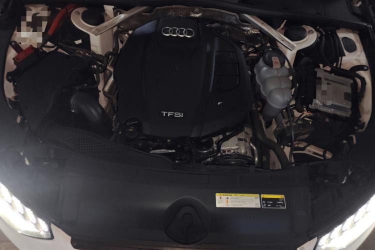 Used Audi A4L 2020 40 TFSI Fashion Dynamic Model Engine Bay