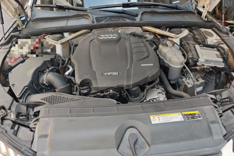 Used Audi A4L 2020 40 TFSI Luxury Dynamic Model Engine Bay