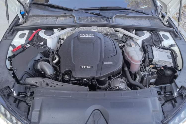 Used Audi A4L 2020 40 TFSI Fashion Dynamic Model Engine Bay