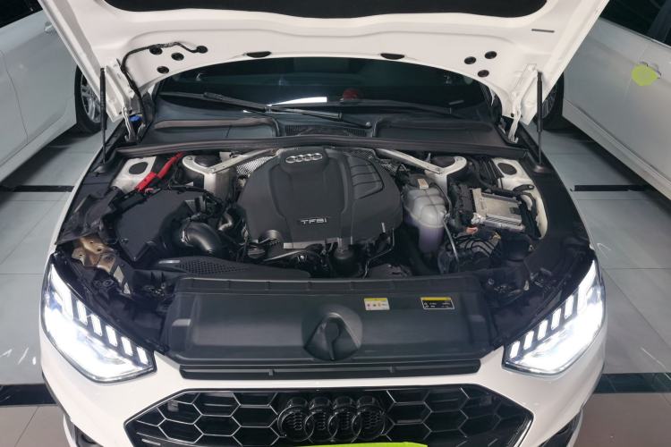 Used Audi A4L 2020 40 TFSI Luxury Dynamic Model Engine Bay