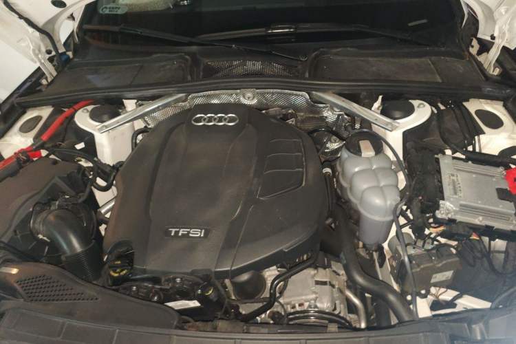 Used Audi A4L 2020 40 TFSI Luxury Prestige Edition Engine Bay