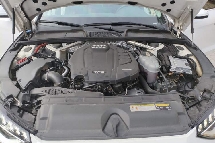 Used Audi A4L 2020 40 TFSI Luxury Prestige Edition Engine Bay