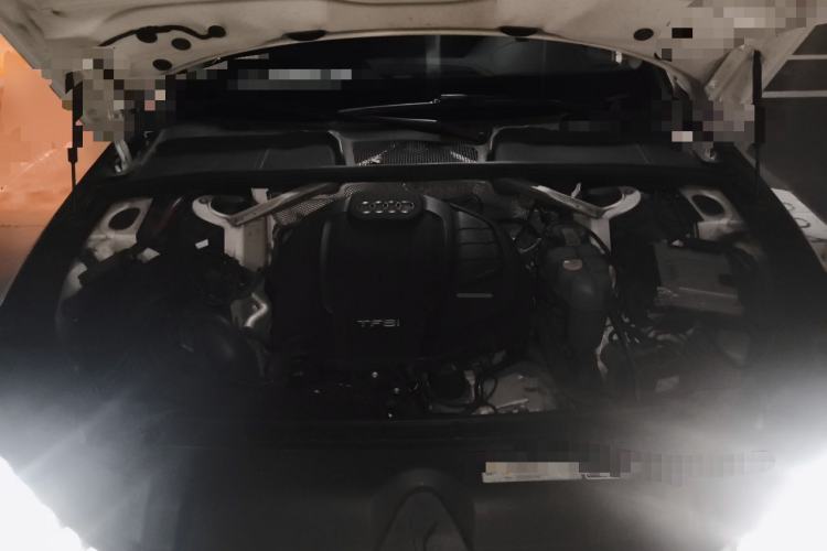 Used Audi A4L 2020 40 TFSI Fashion Dynamic Model Engine Bay