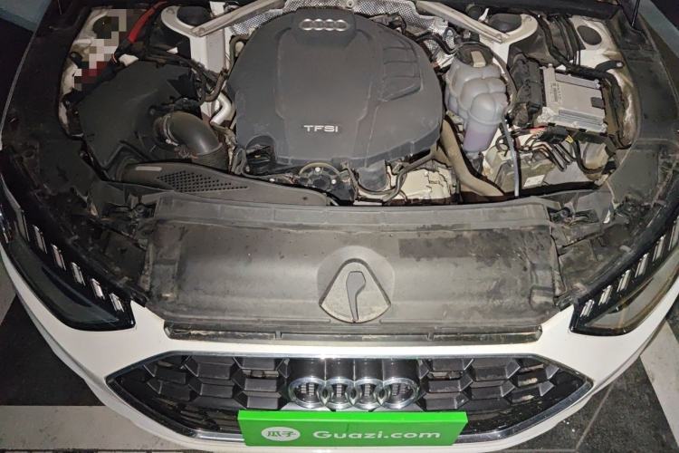 Used Audi A4L 2020 40 TFSI Fashion Dynamic Model Engine Bay