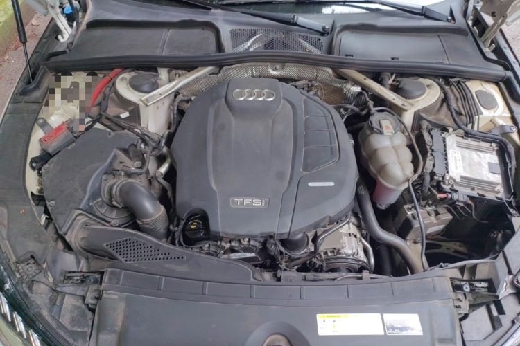 Used Audi A4L 2020 40 TFSI Fashion Dynamic Model Engine Bay