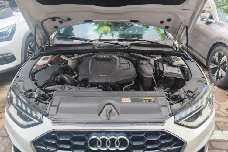 Used Audi A4L 2020 40 TFSI Fashion Dynamic Model Engine Bay