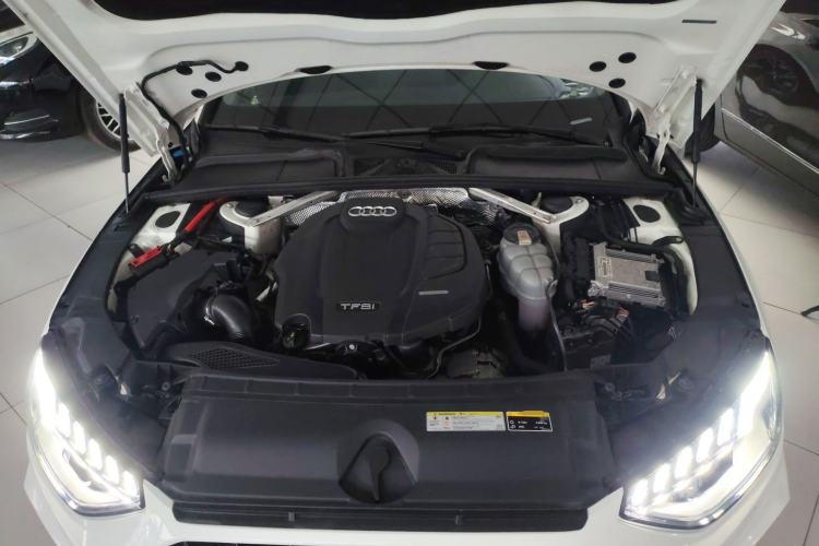 Used Audi A4L 2020 40 TFSI Luxury Prestige Edition Engine Bay