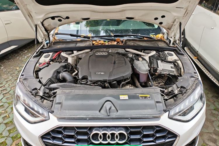 Used Audi A4L 2020 40 TFSI Luxury Dynamic Model Engine Bay
