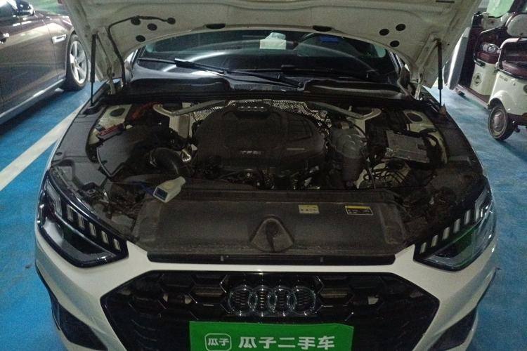 Used Audi A4L 2020 40 TFSI Fashion Dynamic Model Engine Bay